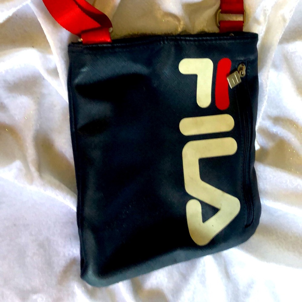 Fila purse w/strap